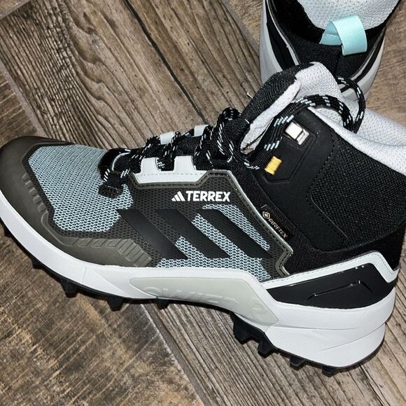 Nwt Adidas Terrex Swift R3 MID unisex hiking shoes - Picture 5 of 6